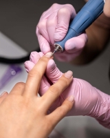 Manicure frezarkowy + odżywka